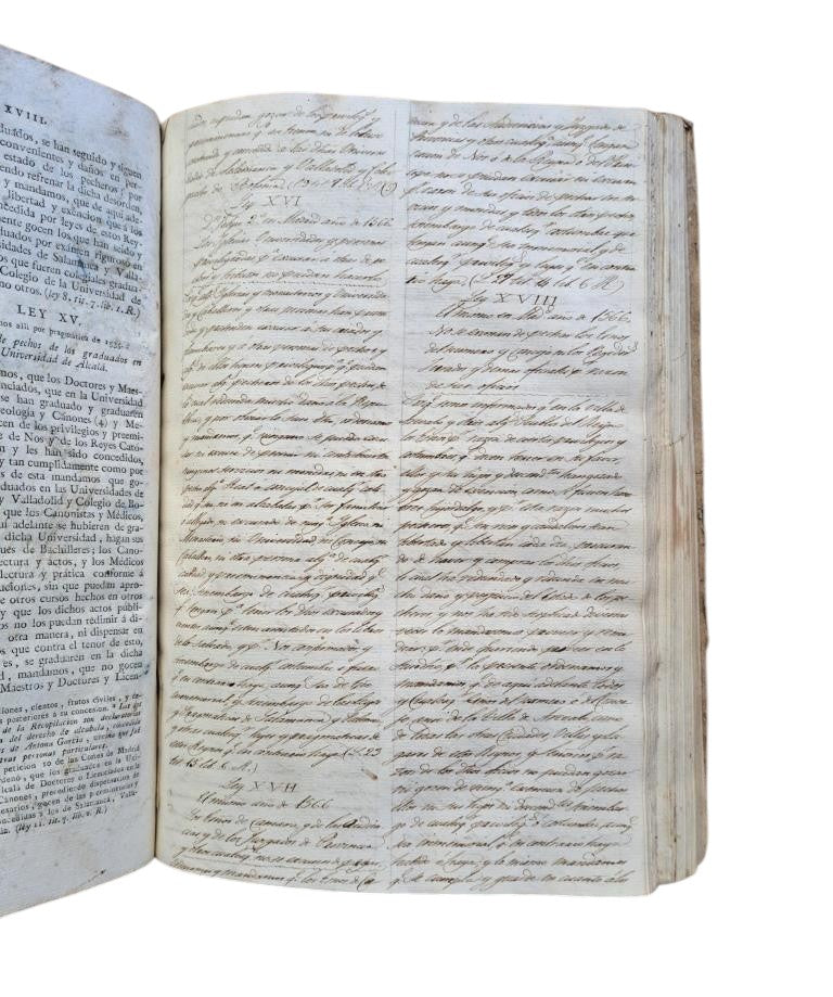 NOVÍSIMA RECOPILACIÓN DE LAS LEYES DE ESPAÑA (12 LIBROS EN 3 VOLS.)