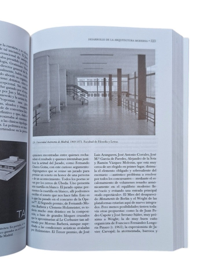 Urrutia, Ángel.- ARQUITECTURA ESPAÑOLA SIGLO XX