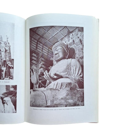 Ortiz Muñoz, Antonio.- A JOURNALIST TRAVELS AROUND THE WORLD (SIGNED)