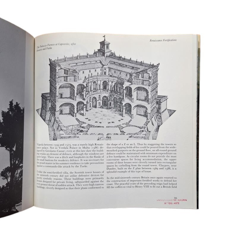 Hughes, Quentin.- MILITARY ARCHITECTURE