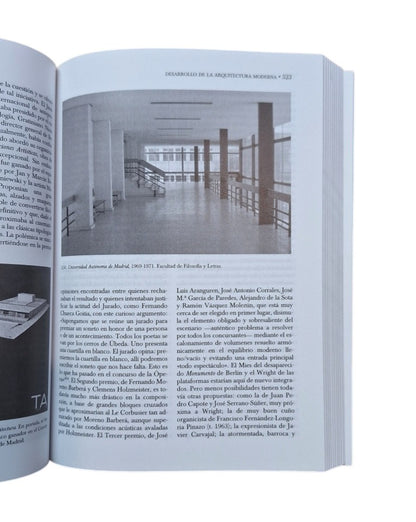 Urrutia, Ángel.- ARQUITECTURA ESPAÑOLA SIGLO XX